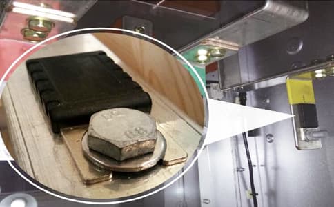 采用無(wú)源射頻識(shí)別技術(shù)的電力開關(guān)柜動(dòng)觸頭導(dǎo)體接頭溫度監(jiān)測(cè)方案